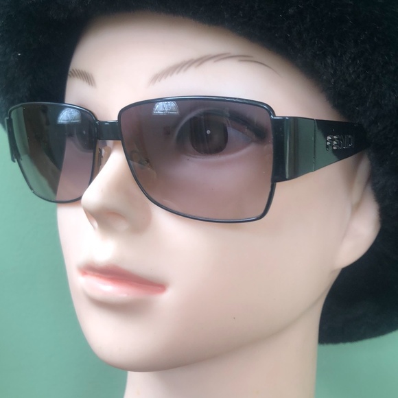 Fendi Black Frame Sunglasses - Picture 2 of 9